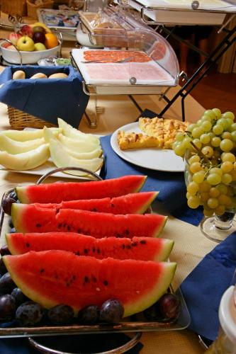 Makanan di atau berdekatan the country house