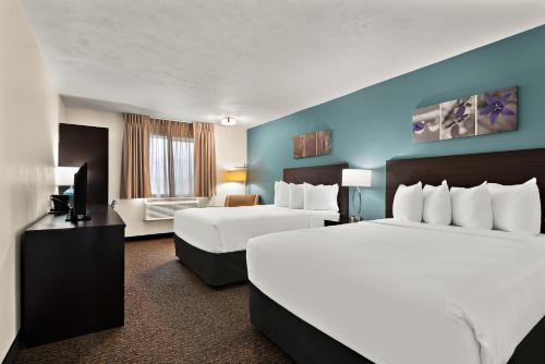 Postel nebo postele na pokoji v ubytování Sleep Inn Kelso Longview
