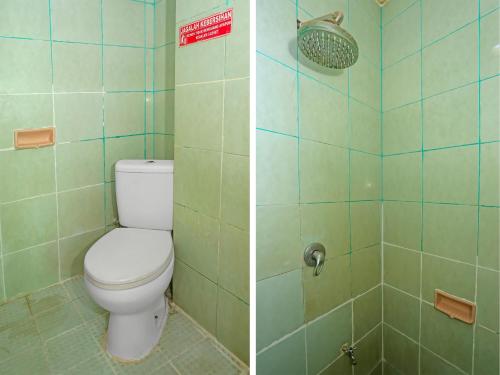Koupelna v ubytování Hotel O Bintaro