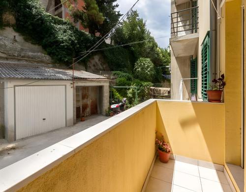 Old Town & Free Parking - Sweet Studio Apartment Dado with Balcony