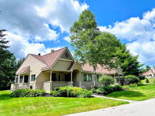 Zahrada ubytování FV3 F3 Well appointed Townhome a short walk to the Mount Washington Hotel