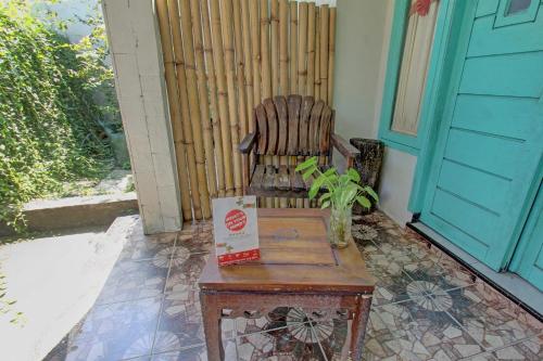 Φωτογραφία από το άλμπουμ του OYO 92825 Kamar Lombok σε Kuripan