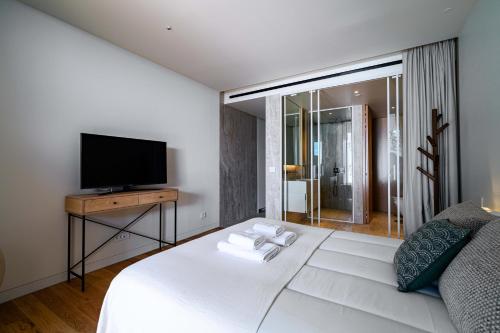 Savoy Residence Monumentalis 2B or Not 2B by LM&AC Signature