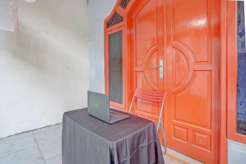 Фотография из галереи Hotel O Surya Indah Homestay Syariah в городе Mojokerto