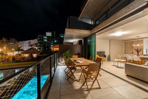 Savoy Residence Monumentalis 2B or Not 2B by LM&AC Signature