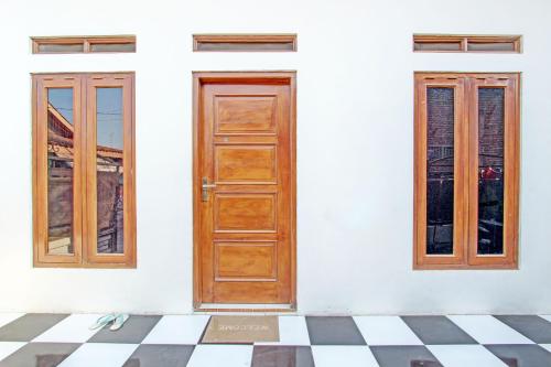 Gallery image of Hotel O Guest House Cemara 1 Syariah in Brebes