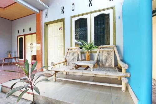 Балкон или терраса в OYO Life 92960 Rumah Kos Kita