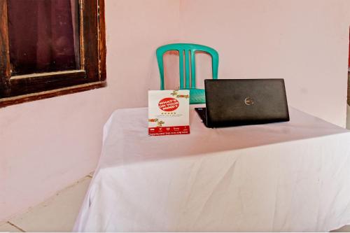 Katil atau katil-katil dalam bilik di OYO Life 93058 Kos Subur