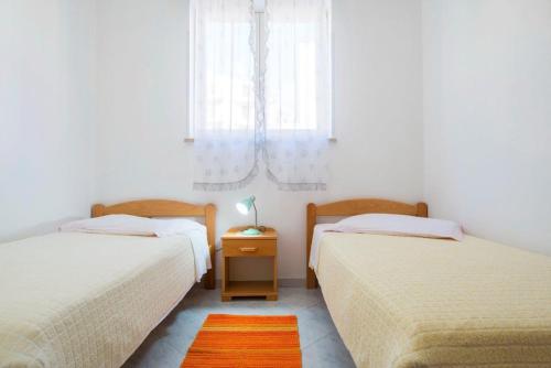 Apartments with parking space Rabac, Labin - 7621