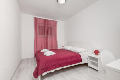 Postel nebo postele na pokoji v ubytování Apartments with parking space Rabac, Labin - 6464