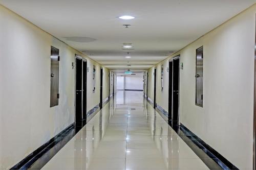 Fotografie z fotogalerie ubytování OYO Life 93065 Apartemen Gateway Pasteur By Glory Rent v destinaci Bandung