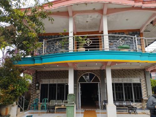 Балкон или терраса в Hotel O Losmen Karunia Katingan Near Kantor Sekretariat PPK Katingan Kuala