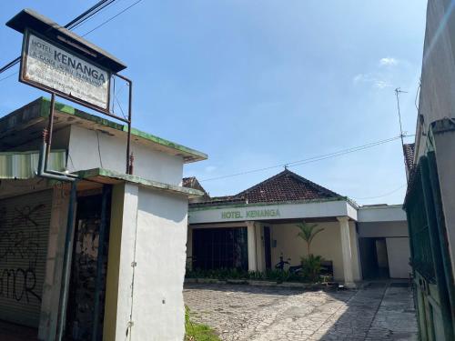 Φωτογραφία από το άλμπουμ του Hotel O Kenanga 1 σε Prambanan