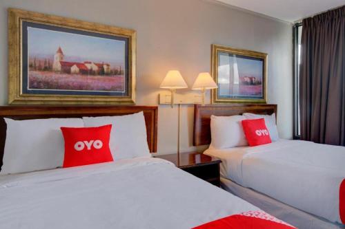OYO Hotel Douglas GA US-441にあるベッド