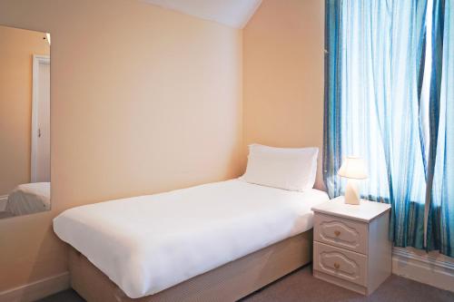 Langford Hotel, Brighton & Hoveにあるベッド