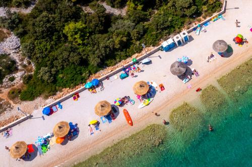 Apartment Henrik on the beach 2 bedrooms