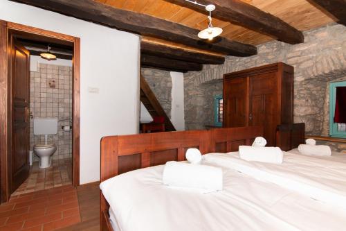 Koupelna v ubytování Apartments Valentinus 1800