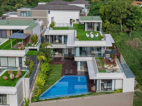 Πισίνα στο ή κοντά στο Umah Biyang Villa
