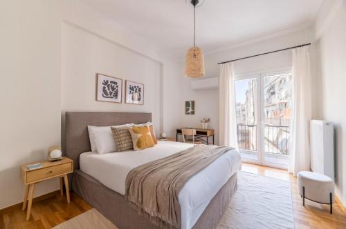 Modern Athenian Nest near Kallimarmaro Stadium by UPSTREET