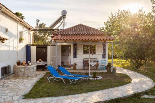 Το κτήριο όπου στεγάζεται  το διαμέρισμα