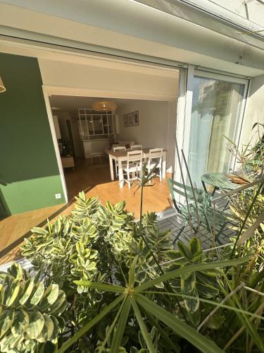 Photo de la galerie de l'établissement Le standing en centre ville pour 4 personnes, à La Rochelle