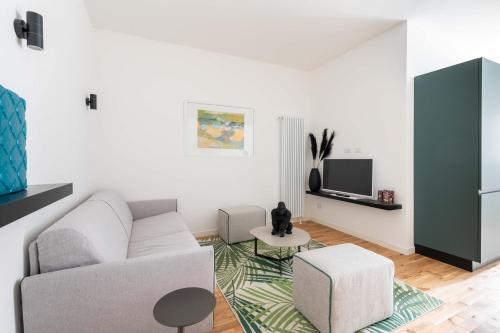 Domus 50