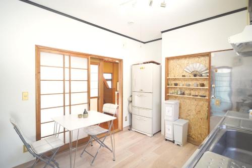 AKARIYA Homeにあるキッチンまたは簡易キッチン