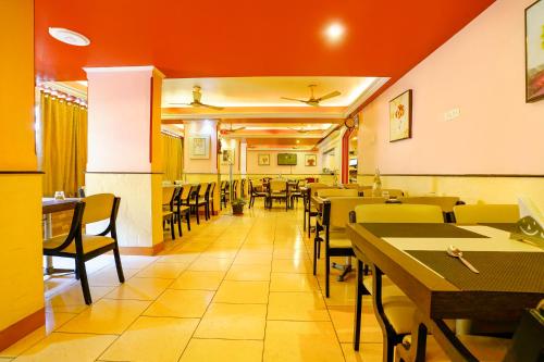 Restaurace v ubytování Fabhotel Manoshanti - Nr Big Daddy Casino