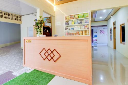 Fotografie z fotogalerie ubytování Hotel O Alun-Alun Purwokerto Near Gor Satria Purwokerto Formerly Guest House Blessing v destinaci Purwokerto