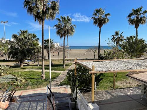 1st Line Beachfront with direct access to beach