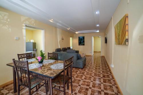 Sunset Bliss Pereybere 1