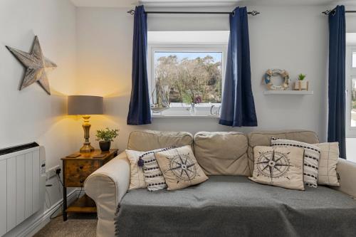 Gallery image of Captain's Keep - Brixham - with designated parking in Brixham