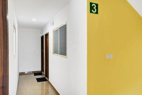 ムンナルにあるHotel O Stay Maxのギャラリーの写真