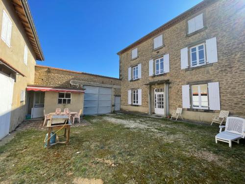 Charmante maison de campagne à Bren