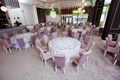 Εστιατόριο ή άλλο μέρος για φαγητό στο Hotel Evergreen