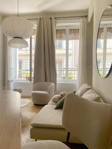 Appartement hausmannien au coeur du 7e