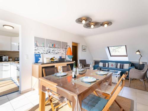 Photo de la galerie de l'établissement Carnac : T3 46m² avec parking à 90m de la plage - FR-1-477-202, à Carnac