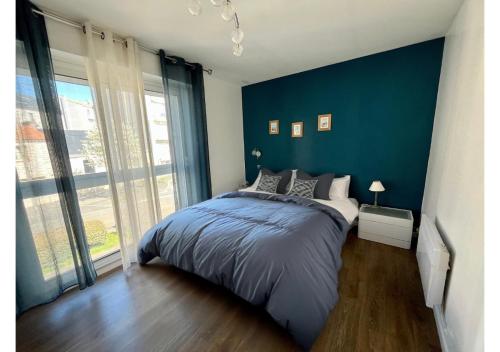 En eller flere senge i et værelse på Superbe duplex - terrasse ensoleillée, 300m plage