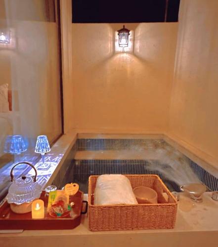 Φωτογραφία από το άλμπουμ του Spanish Garden Hot Spring Villa σε Shajing