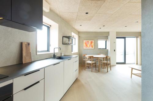 Dapur atau dapur kecil di Á Varða Apartments