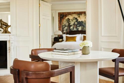 Un lugar para sentarse en The Palace, a Luxury Collection Hotel, Madrid
