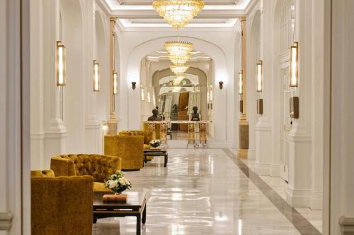 El lobby o recepción de The Palace, a Luxury Collection Hotel, Madrid