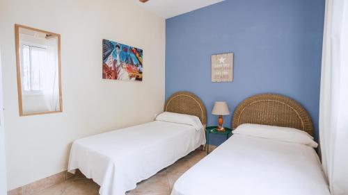 Casa Rural Los Garrovillos by Fontanilla del Mar Holidays Rentals