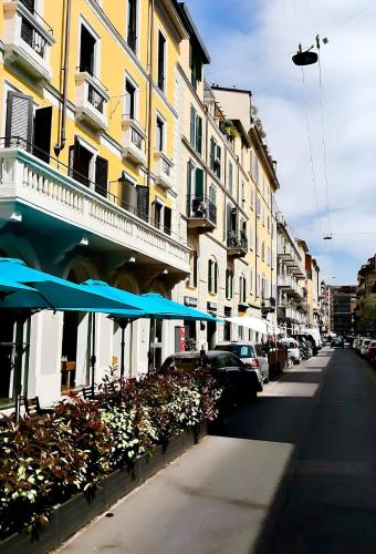 Sottocorno White, historic center, Milan