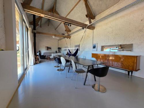 Gambar di galeri bagi Grange habitée, nature & design di Manou