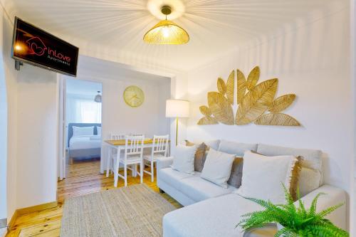 NEW! Family Apartment on the Walls of Lisbon