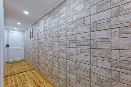 NEW! Family Apartment on the Walls of Lisbon
