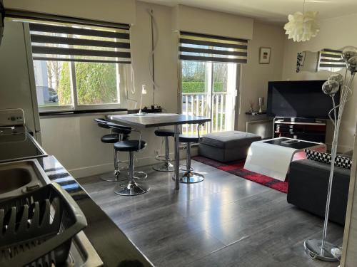 Zénith Stade Parc Expo Palais des Sports, Apt 2ch 4pers parking