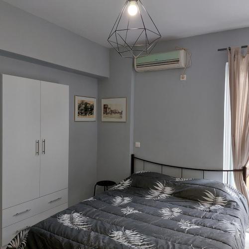 Sunny apartment in the heart of Pireaus