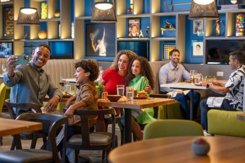 Aloft by Marriott Orlando Lake Nona photo 29